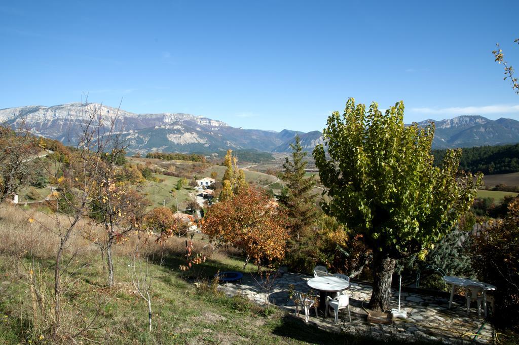 Bed and Breakfast La Grange D'Agnes Montmaur-en-Diois Exterior foto