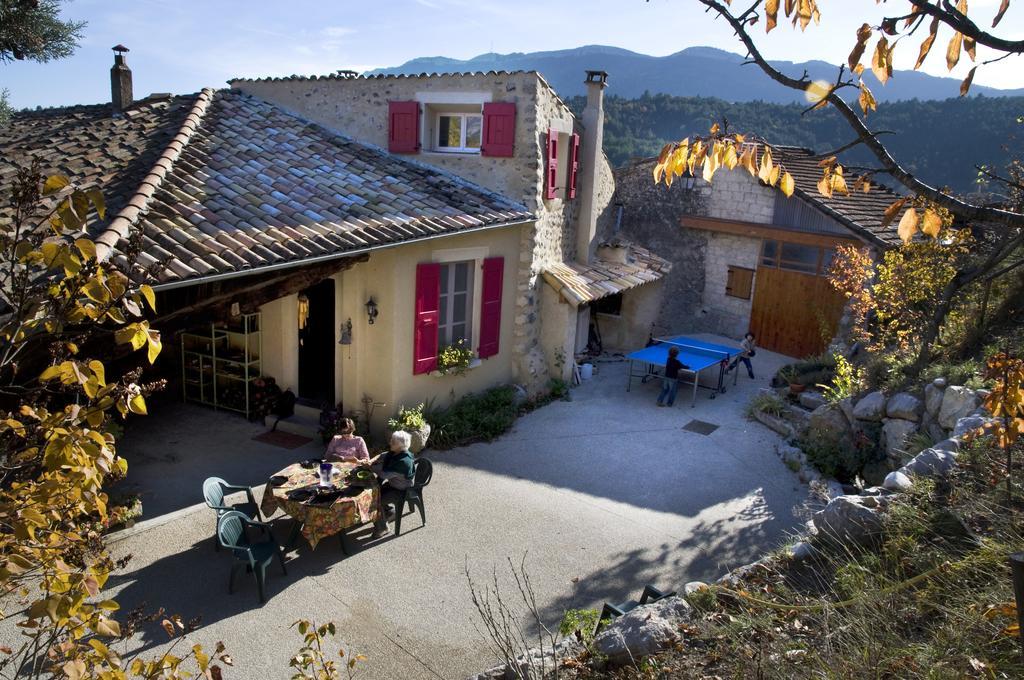Bed and Breakfast La Grange D'Agnes Montmaur-en-Diois Exterior foto