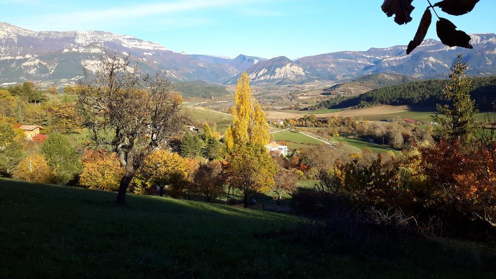 Bed and Breakfast La Grange D'Agnes Montmaur-en-Diois Exterior foto